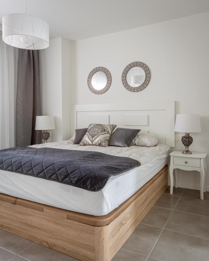Sunny Apartment In Denia With Outdoor Swimming Pool And Garage Parking Place Included, 300M From The Sandy Beach Eksteriør bilde