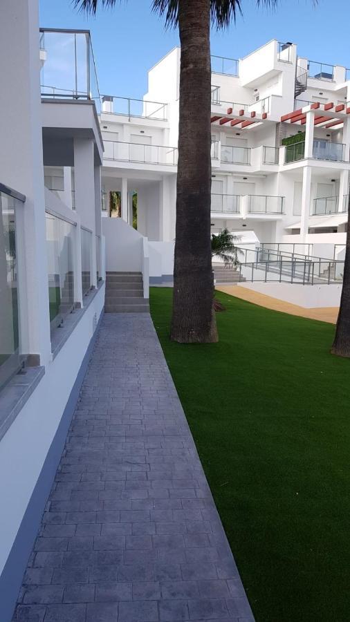 Sunny Apartment In Denia With Outdoor Swimming Pool And Garage Parking Place Included, 300M From The Sandy Beach Eksteriør bilde